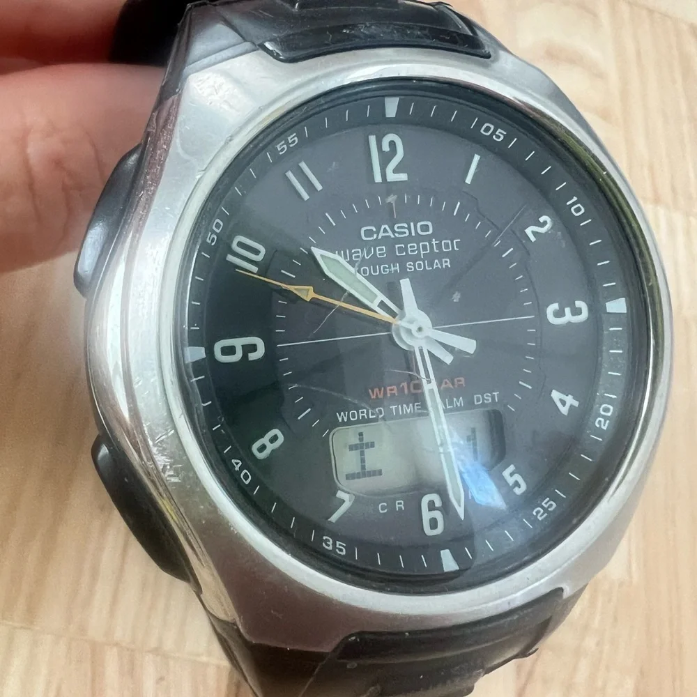 Casio wva-430j wave ceptor tough solar world time silver tone black watch